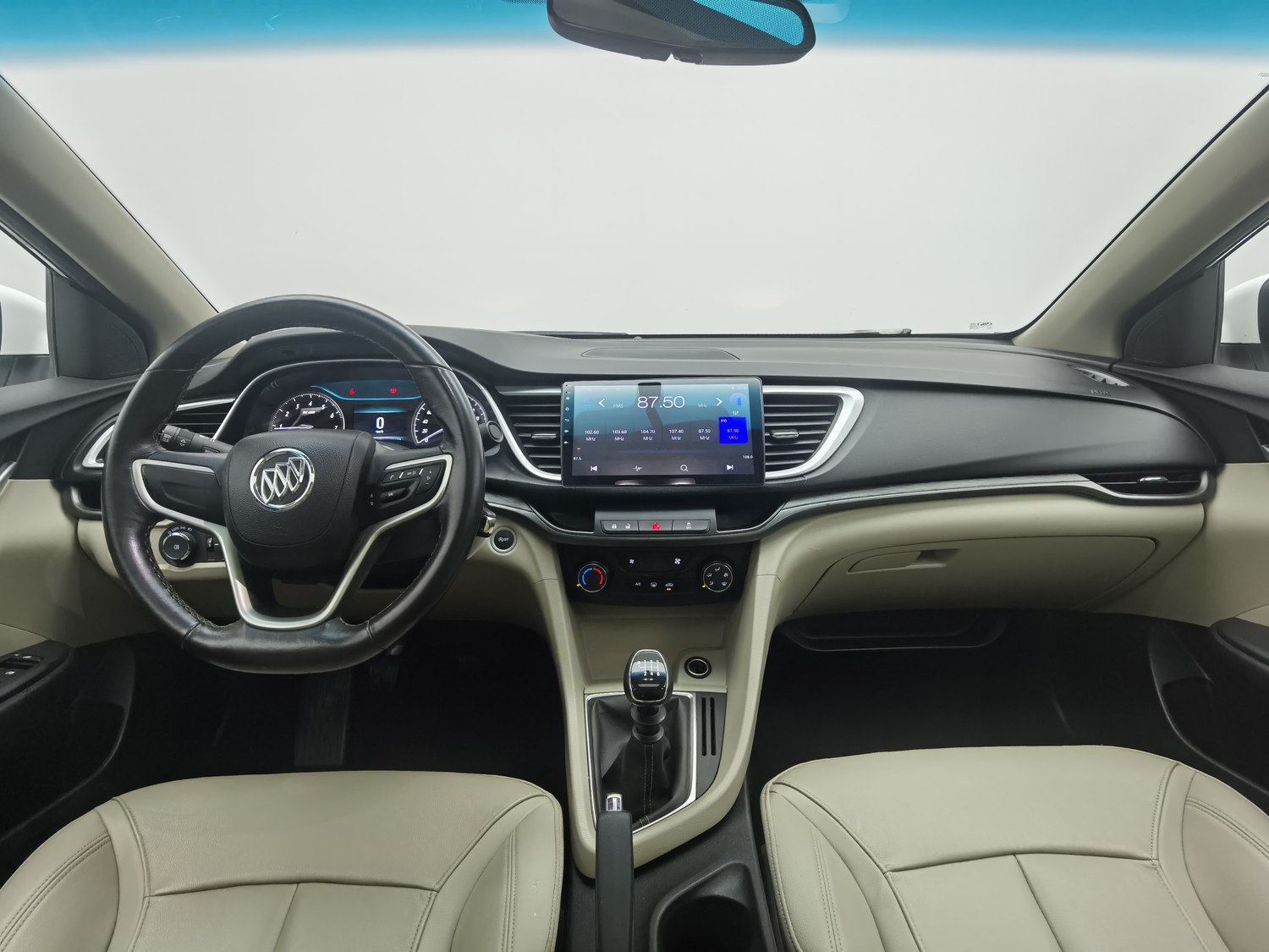 Used Buick Excelle 2018 1.0 MT