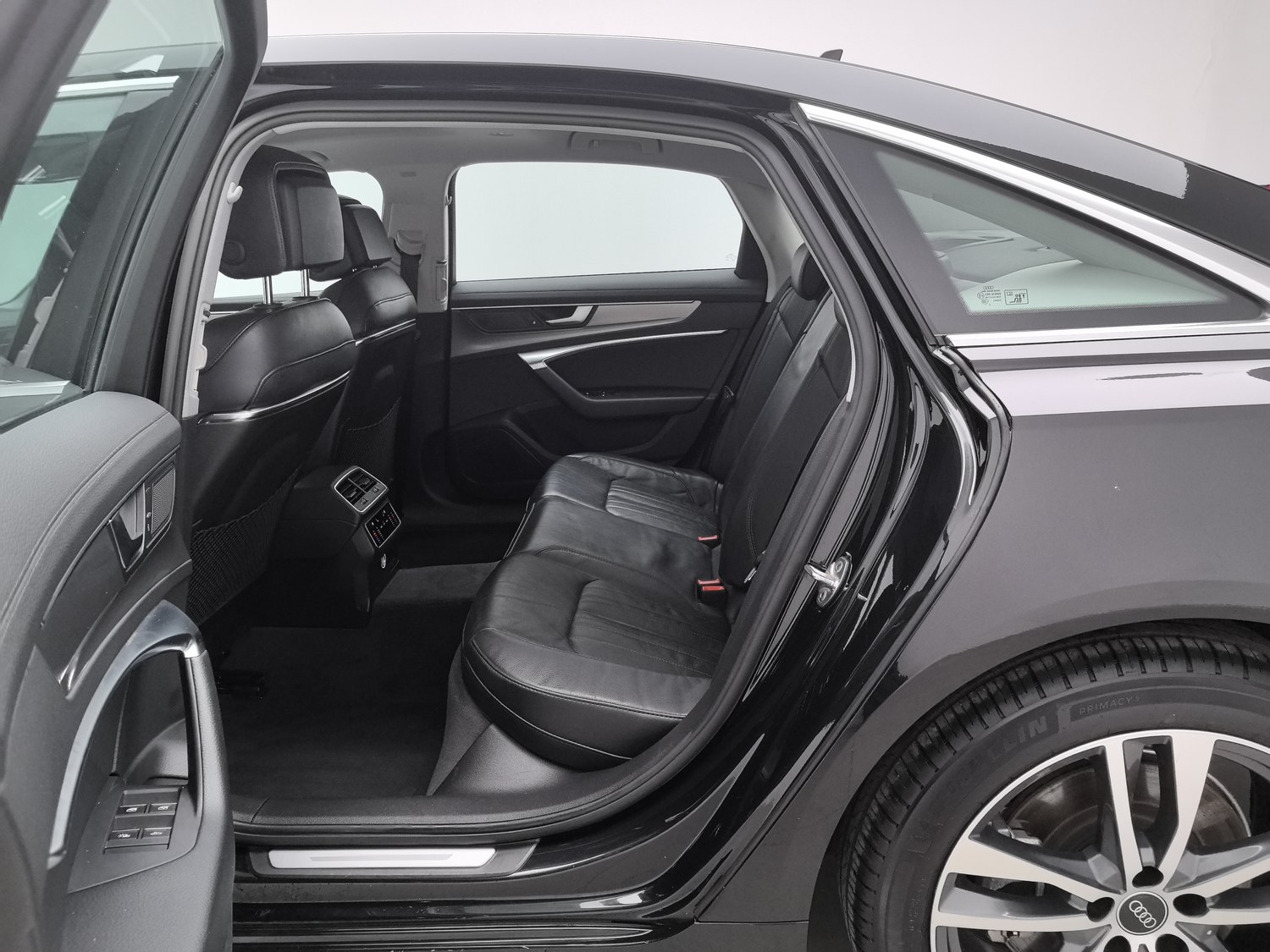 Used Audi A6L 2022 2.0 AT