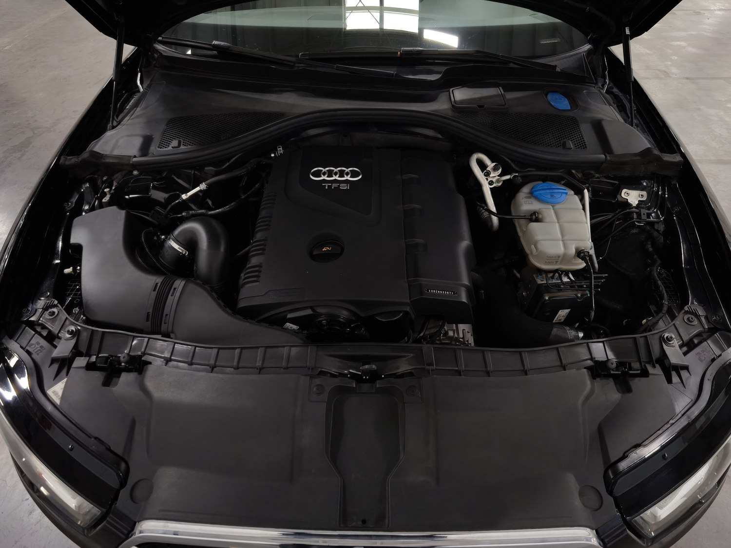 Used Audi A6L 2015 2.0 AT