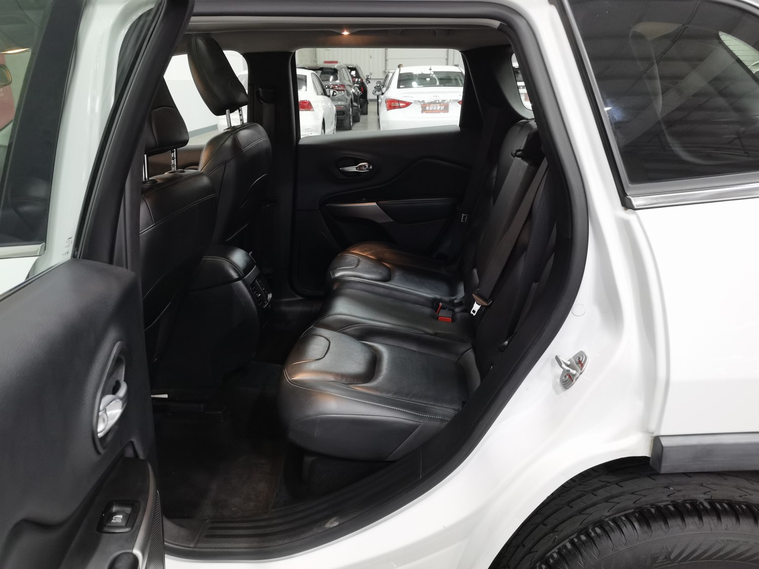 Used Jeep Cherokee 2019 2.0 AT