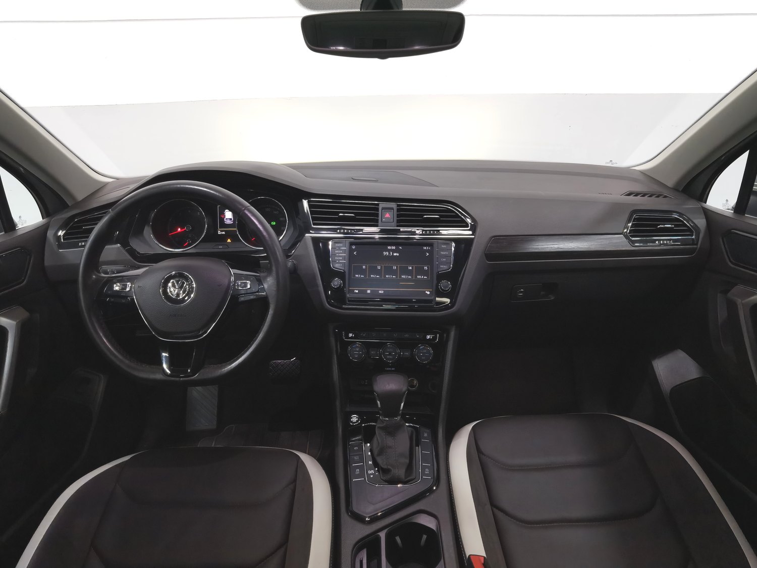 Used Volkswagen Tiguan L 2017 2.0 AT