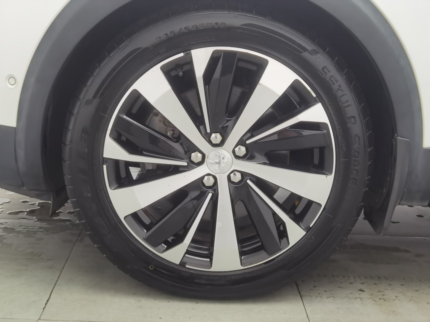 Used Peugeot 5008 2017 1.8 AT