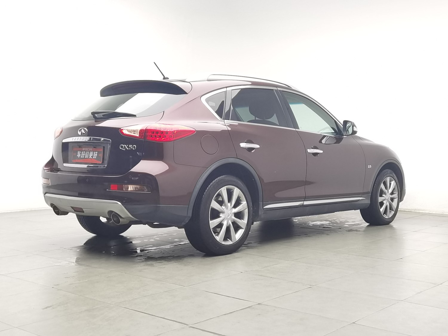 Used Infiniti QX50 2015 2.5 AT