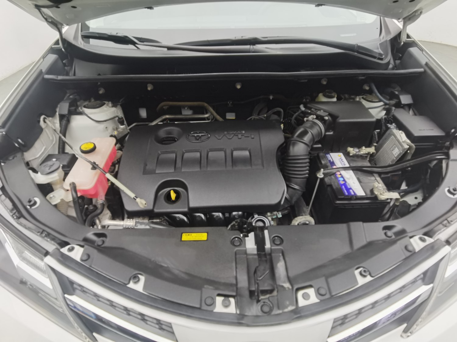 Used Toyota RAV4 2013 2.0 AT