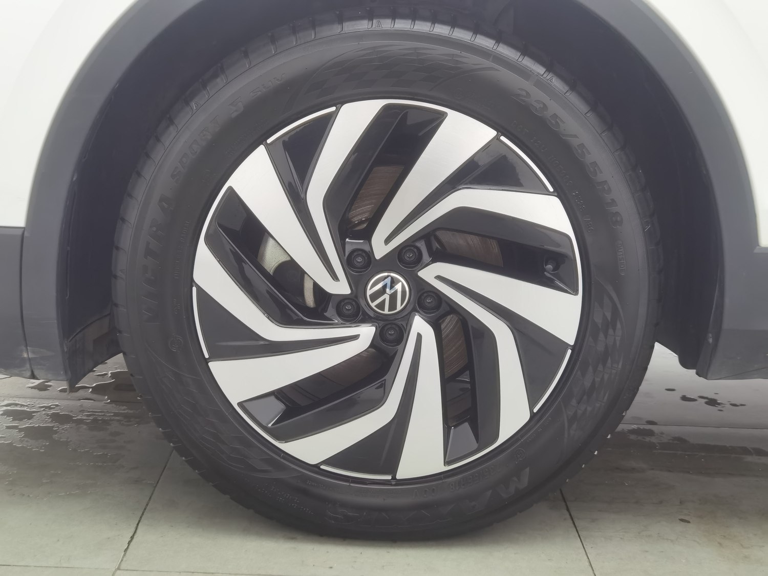 Used Volkswagen Tiguan L 2023 1.5 AT