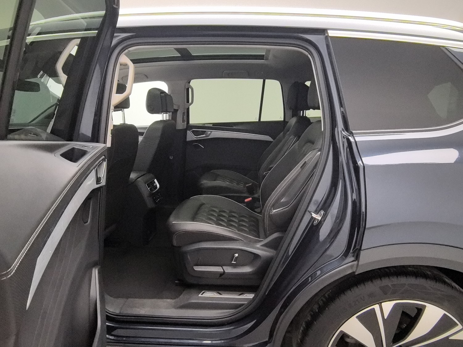 Used Volkswagen Tavendor 2021 2.0 AT