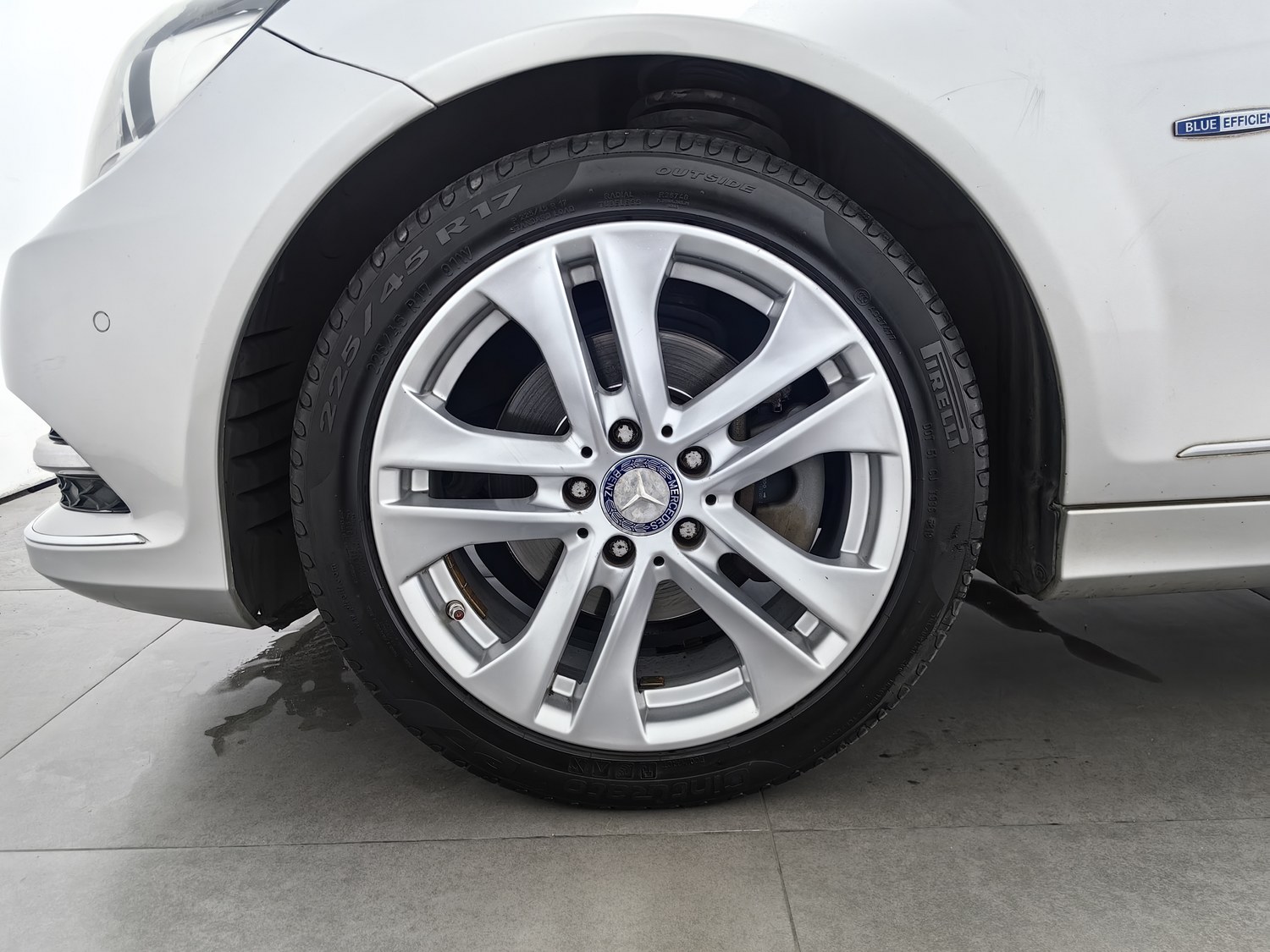 Used Mercedes-Benz C-Class 2011 1.8 AT