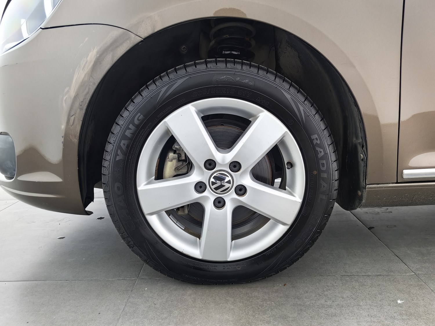 Used Volkswagen Touran 2013 1.4 AT