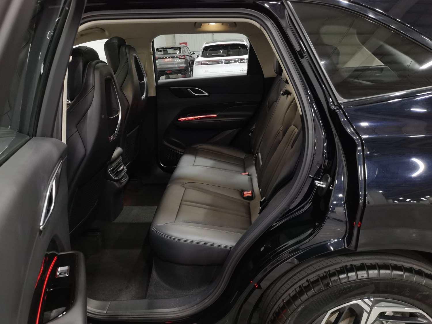 Used Hongqi HS3 2023 1.5 AT