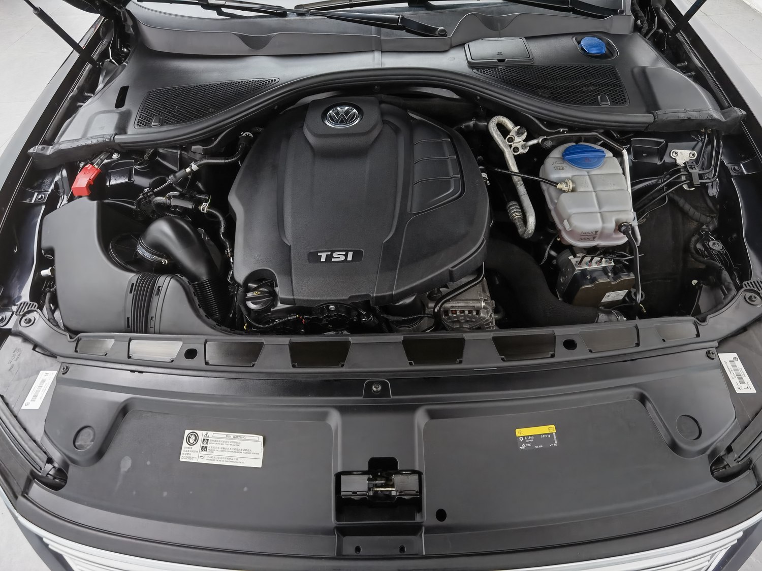 Used Volkswagen Phideon 2021 2.0 AT