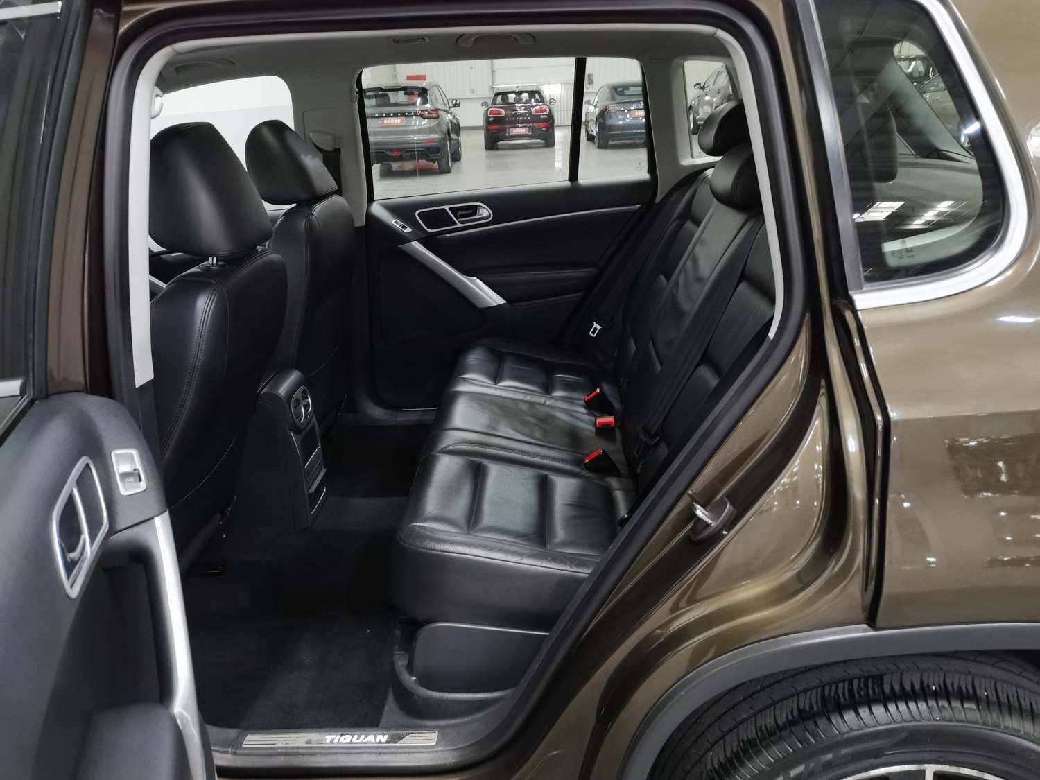 Used Volkswagen Tiguan 2015 1.8 AT