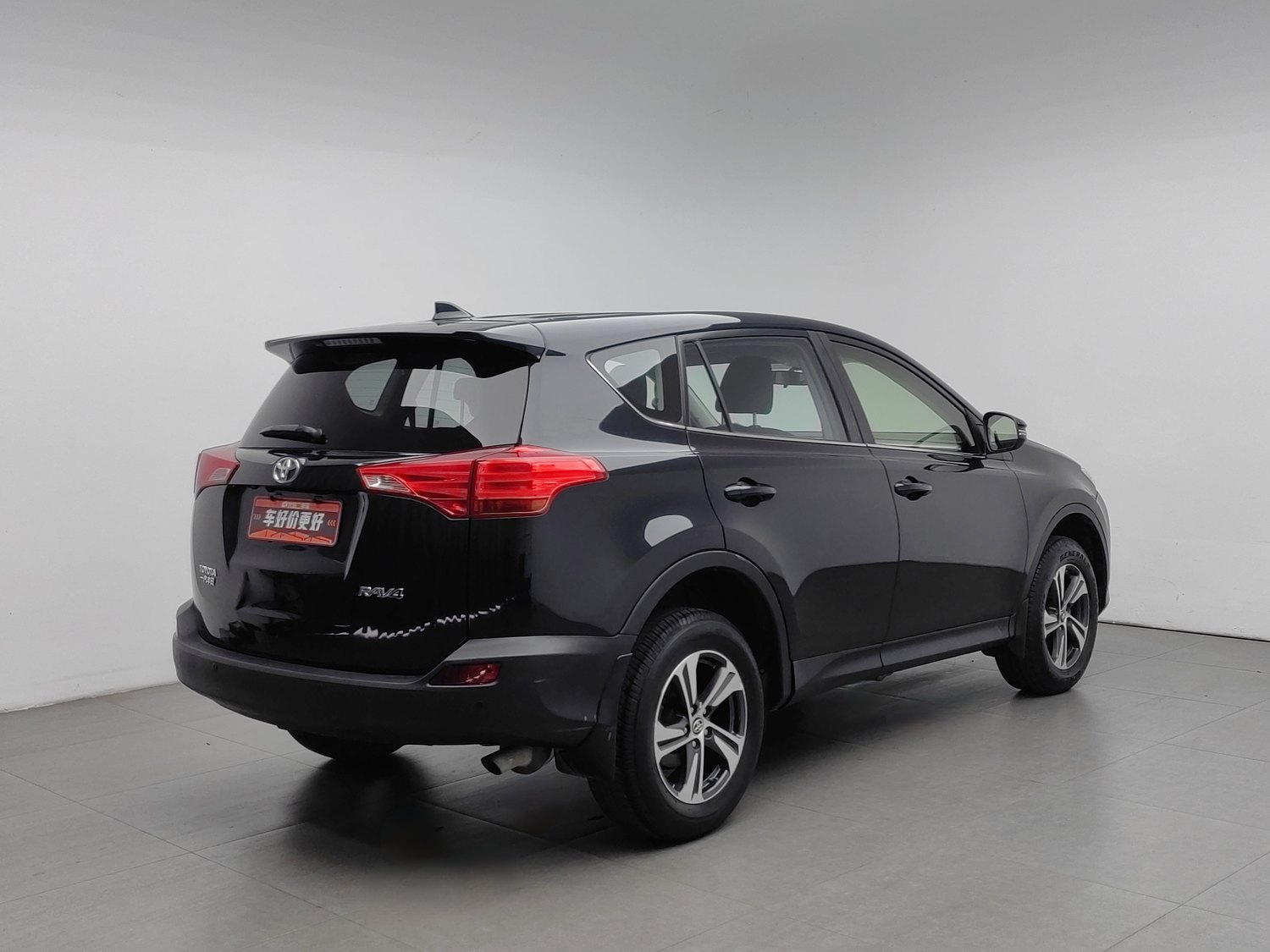 Used Toyota RAV4 2015 2.0 AT