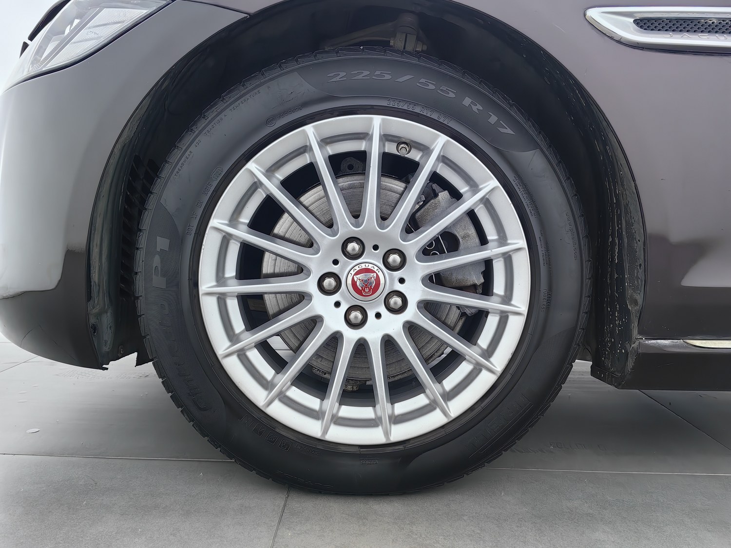 Used Jaguar XFL 2017 2.0 AT