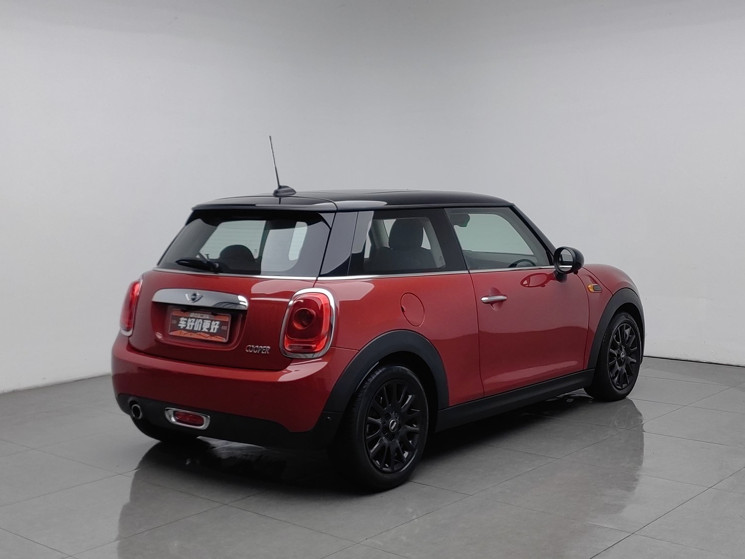 Used MINI MINI 2016 1.5 AT