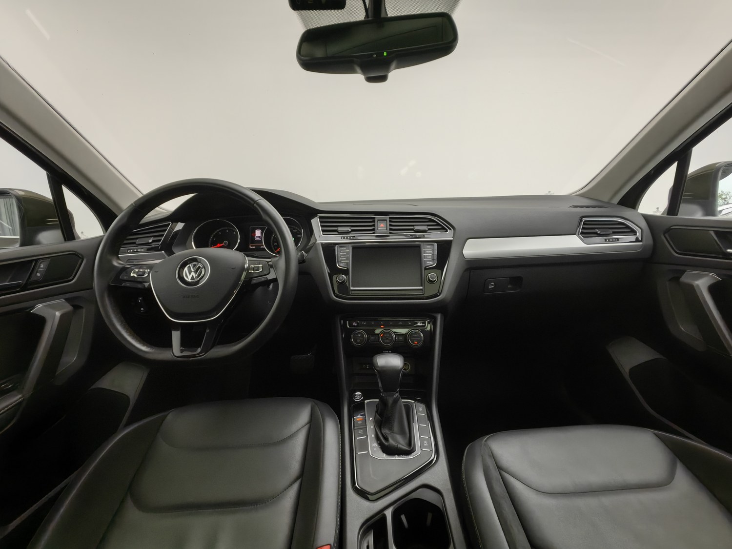 Used Volkswagen Tiguan L 2017 1.8 AT