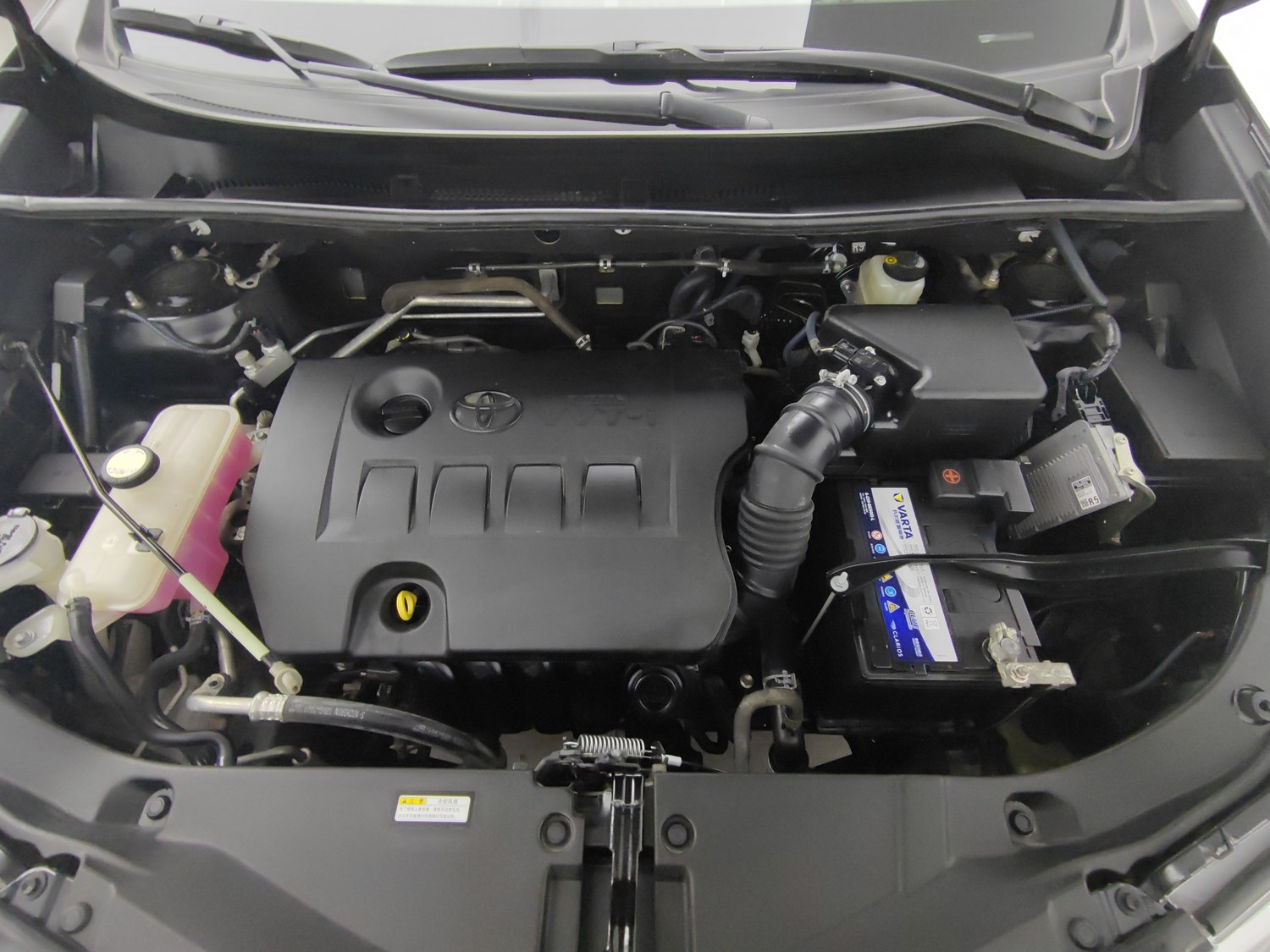 Used Toyota RAV4 2015 2.0 AT