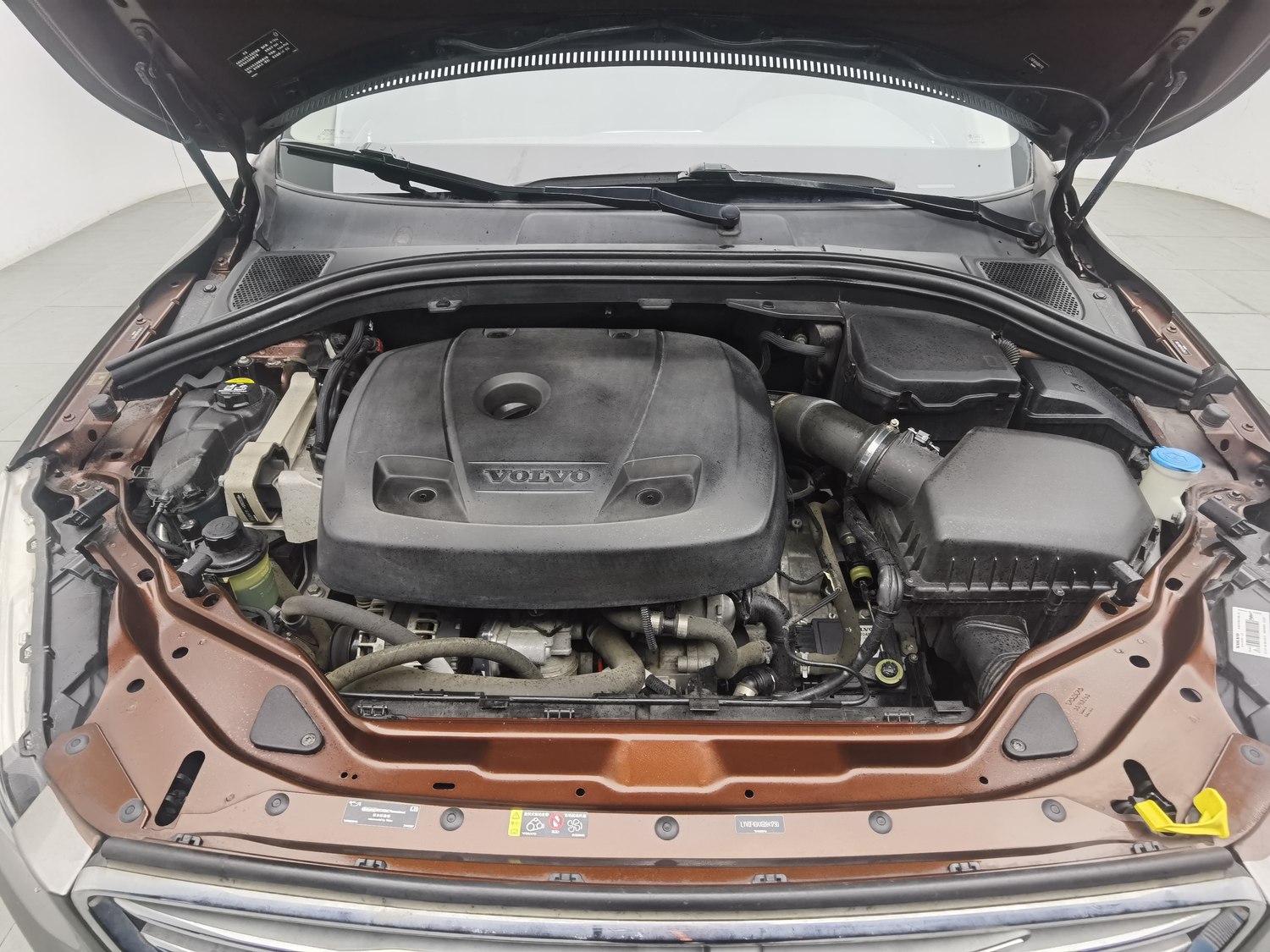 Used Volvo XC60 2016 2.0 AT