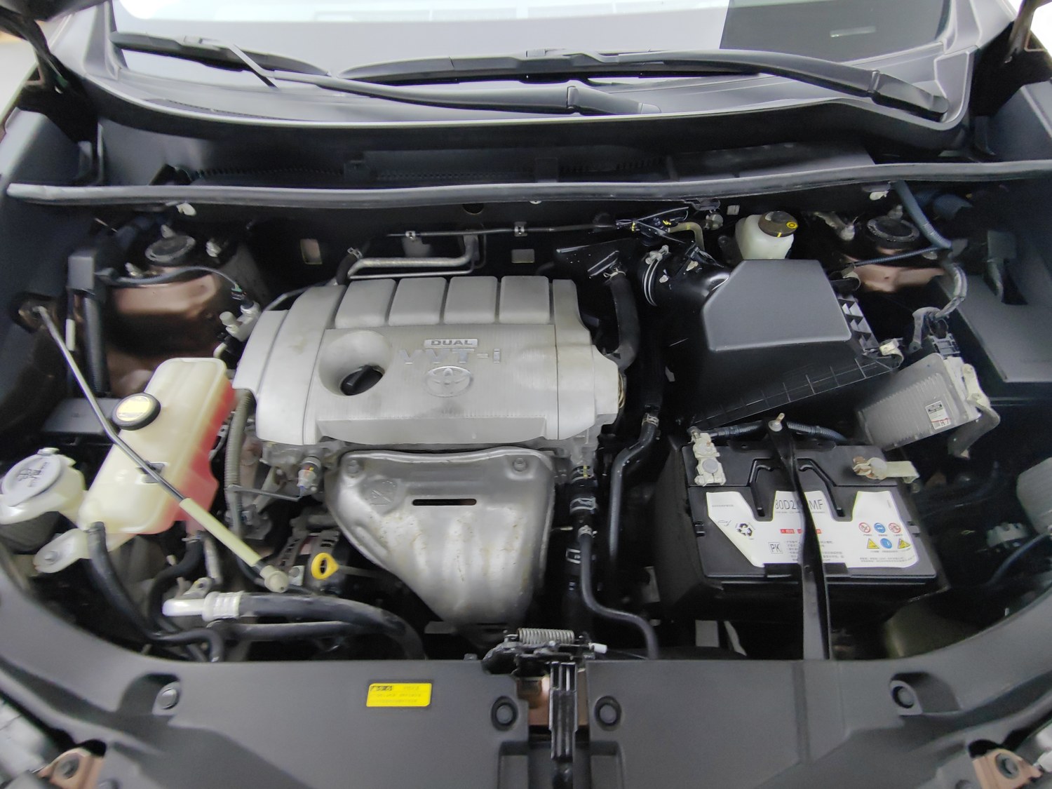 Used Toyota RAV4 2015 2.5 AT