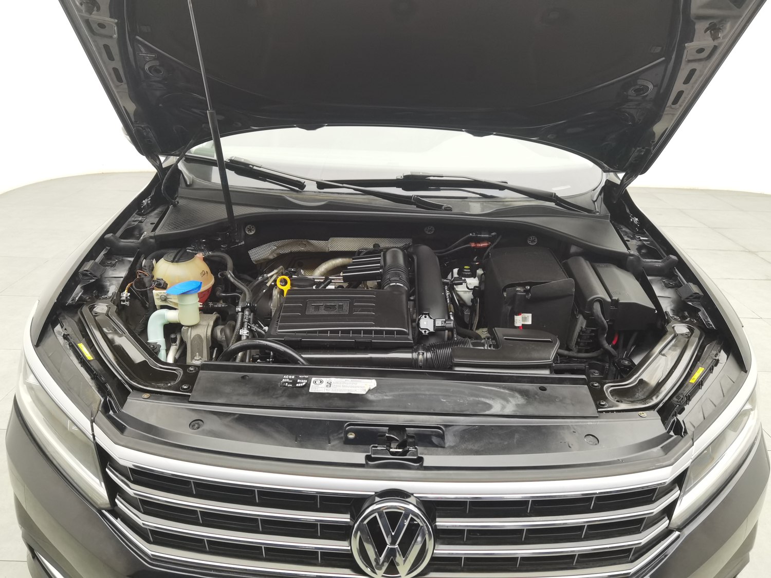 Used Volkswagen Passat 2016 1.4 AT