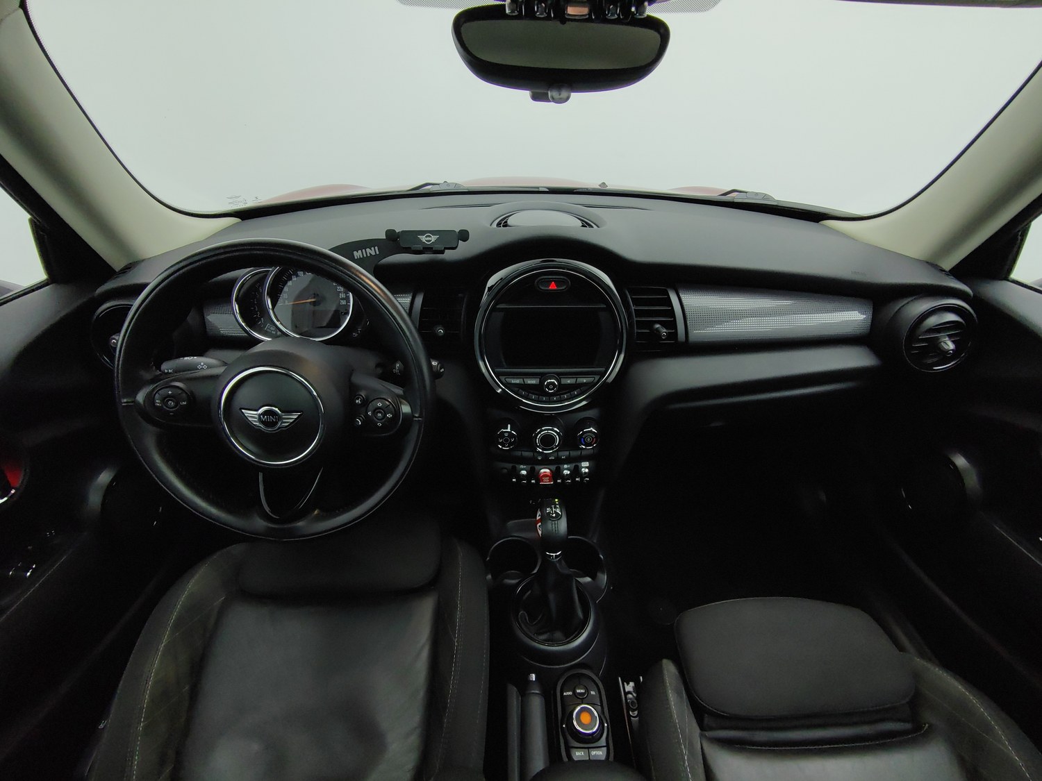 Used MINI MINI 2016 1.5 AT
