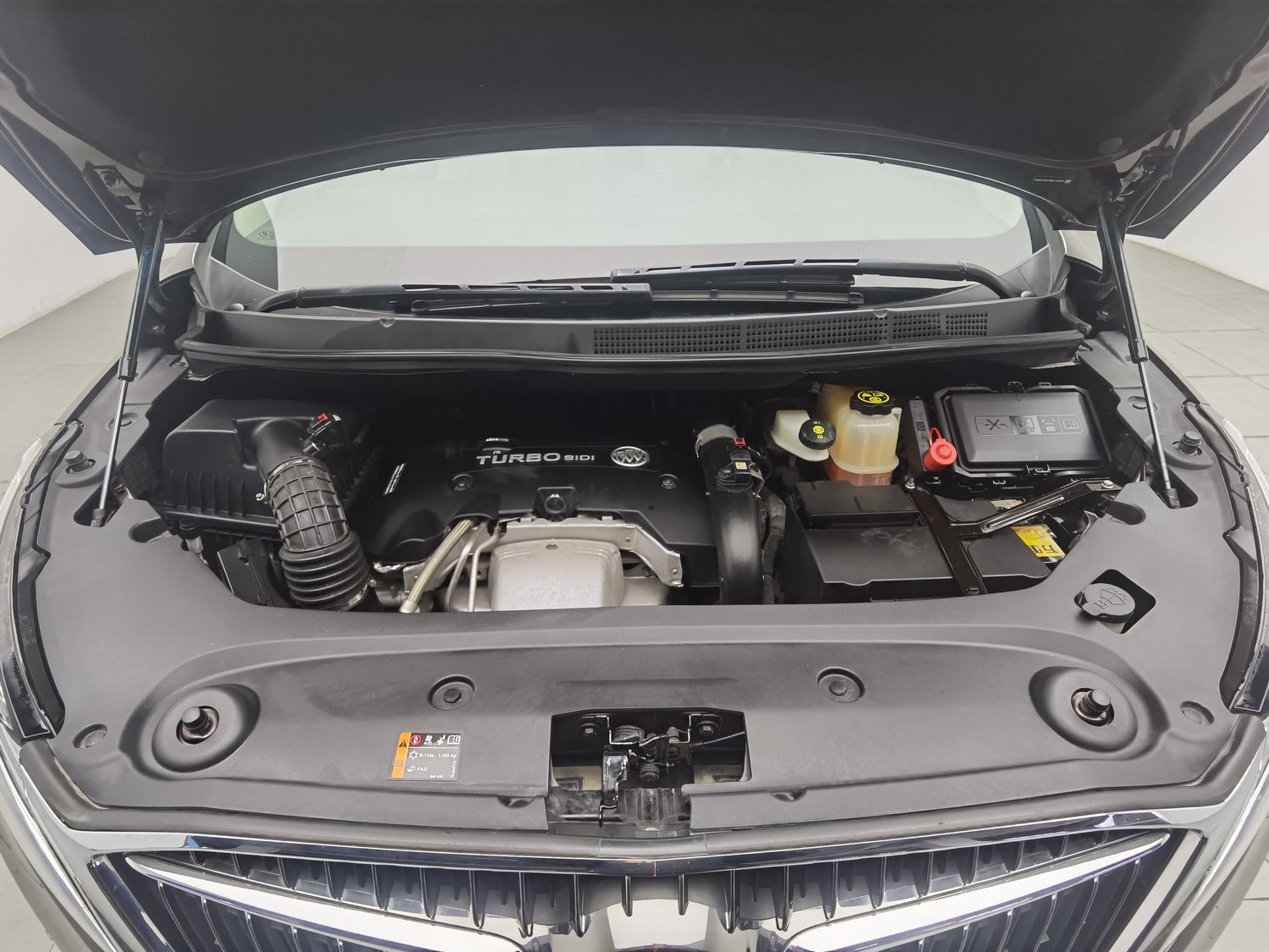 Used Buick GL8 2018 2.0 AT