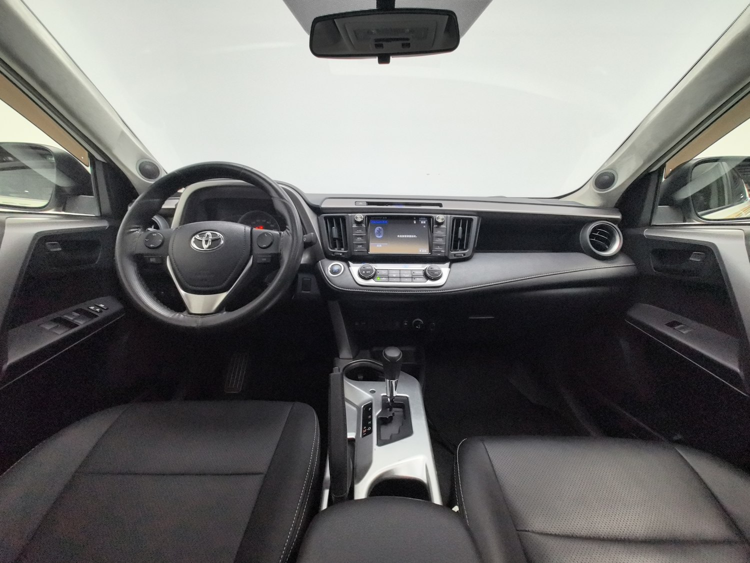 Used Toyota RAV4 2019 2.0 AT