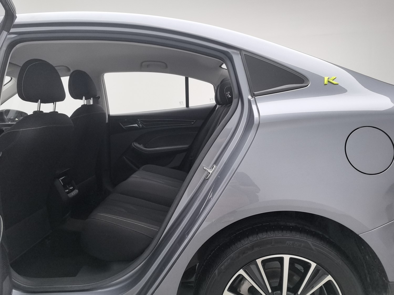 Used Roewe i5 2021 1.5 MT