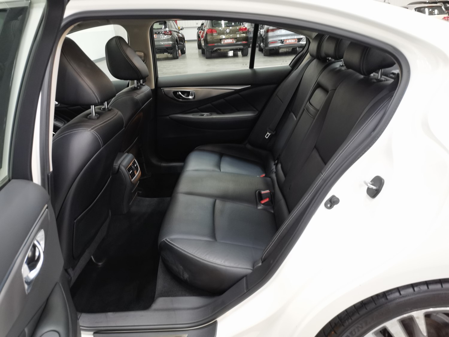 Used Infiniti Q50L 2019 2.0 AT