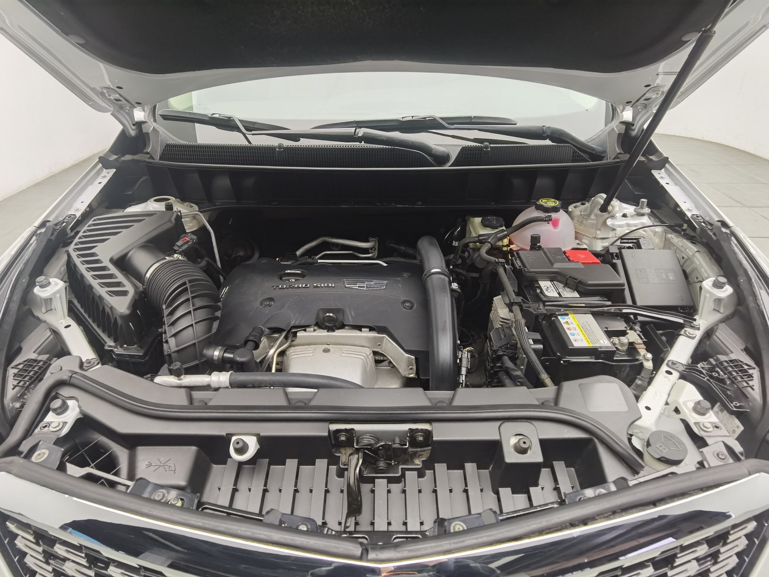 Used Cadillac XT5 2016 2.0 AT