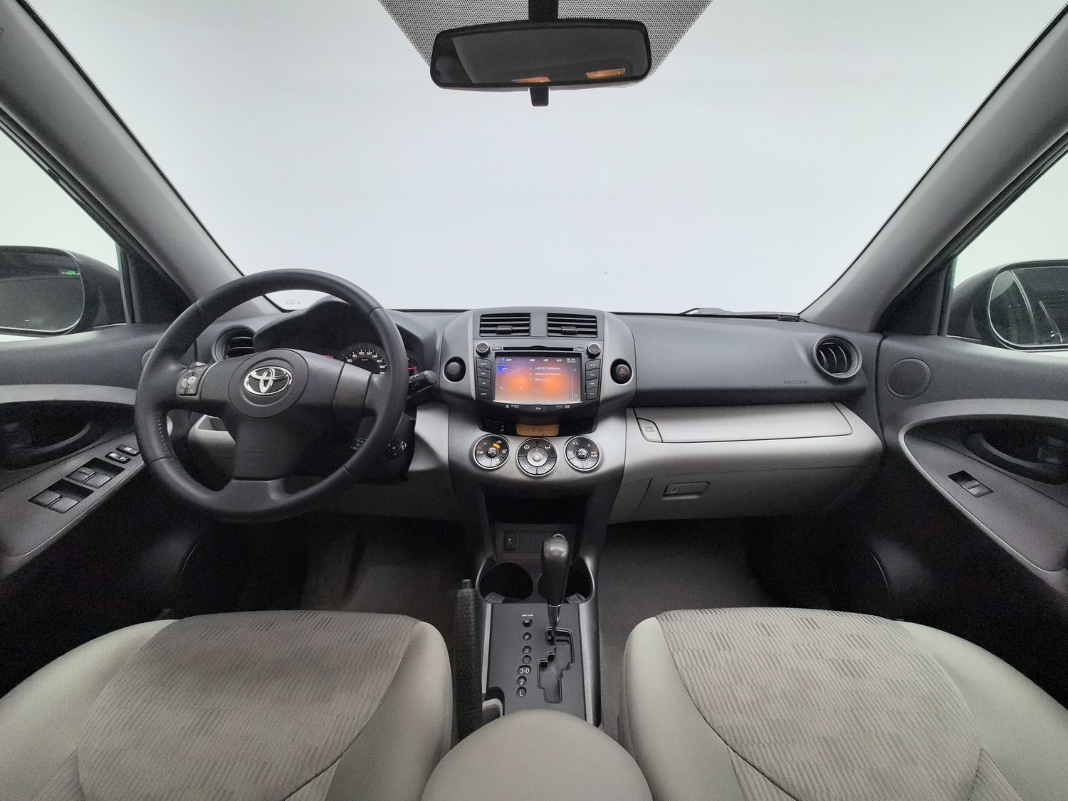 Used Toyota RAV4 2009 2.0 AT