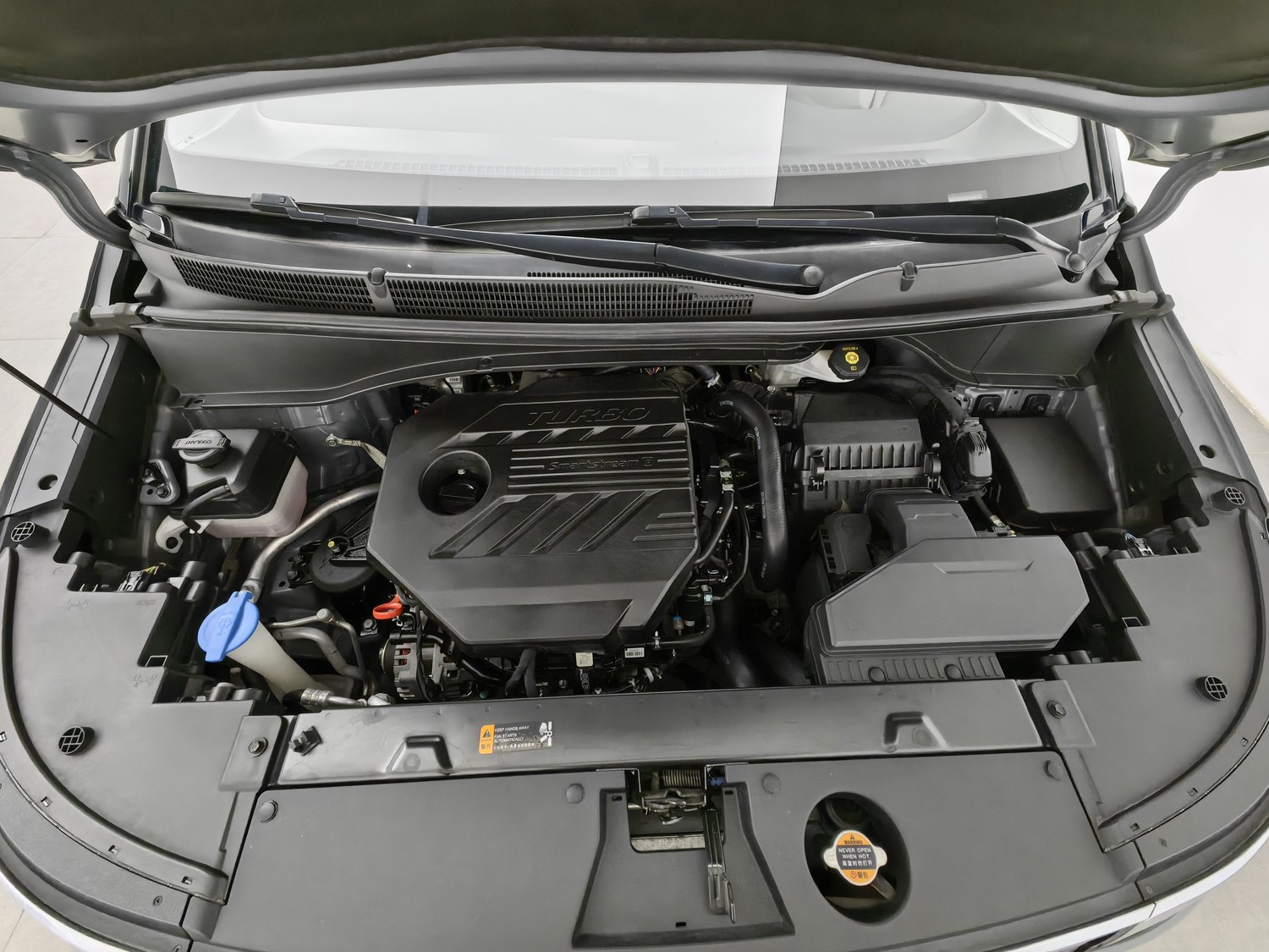 Used Hyundai Custo 2021 2.0 AT