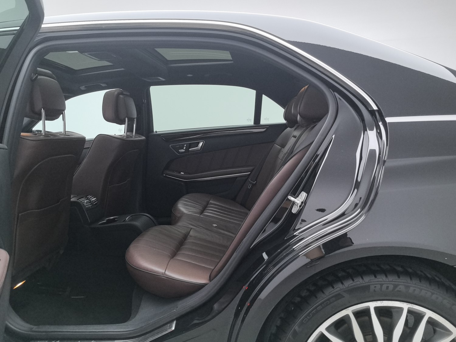 Used Mercedes-Benz E-Class 2015 2.0 AT