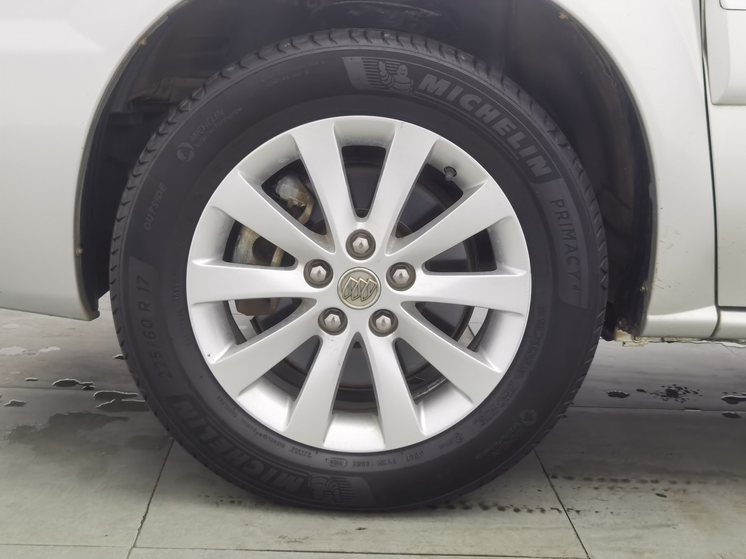 Used Buick GL8 2014 2.4 AT