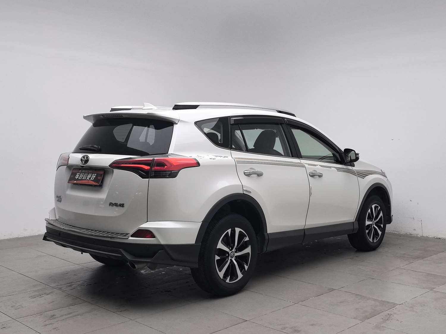 Used Toyota RAV4 2019 2.0 AT