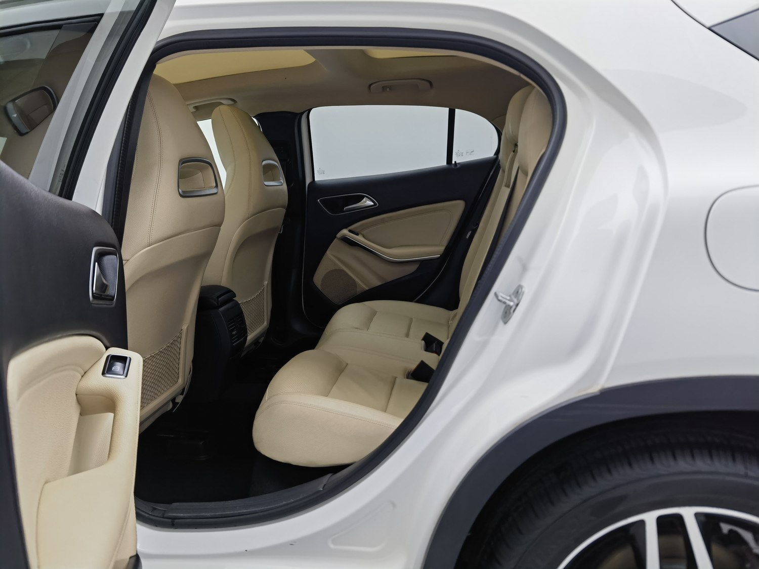 Used Mercedes-Benz GLA 2015 1.6 AT