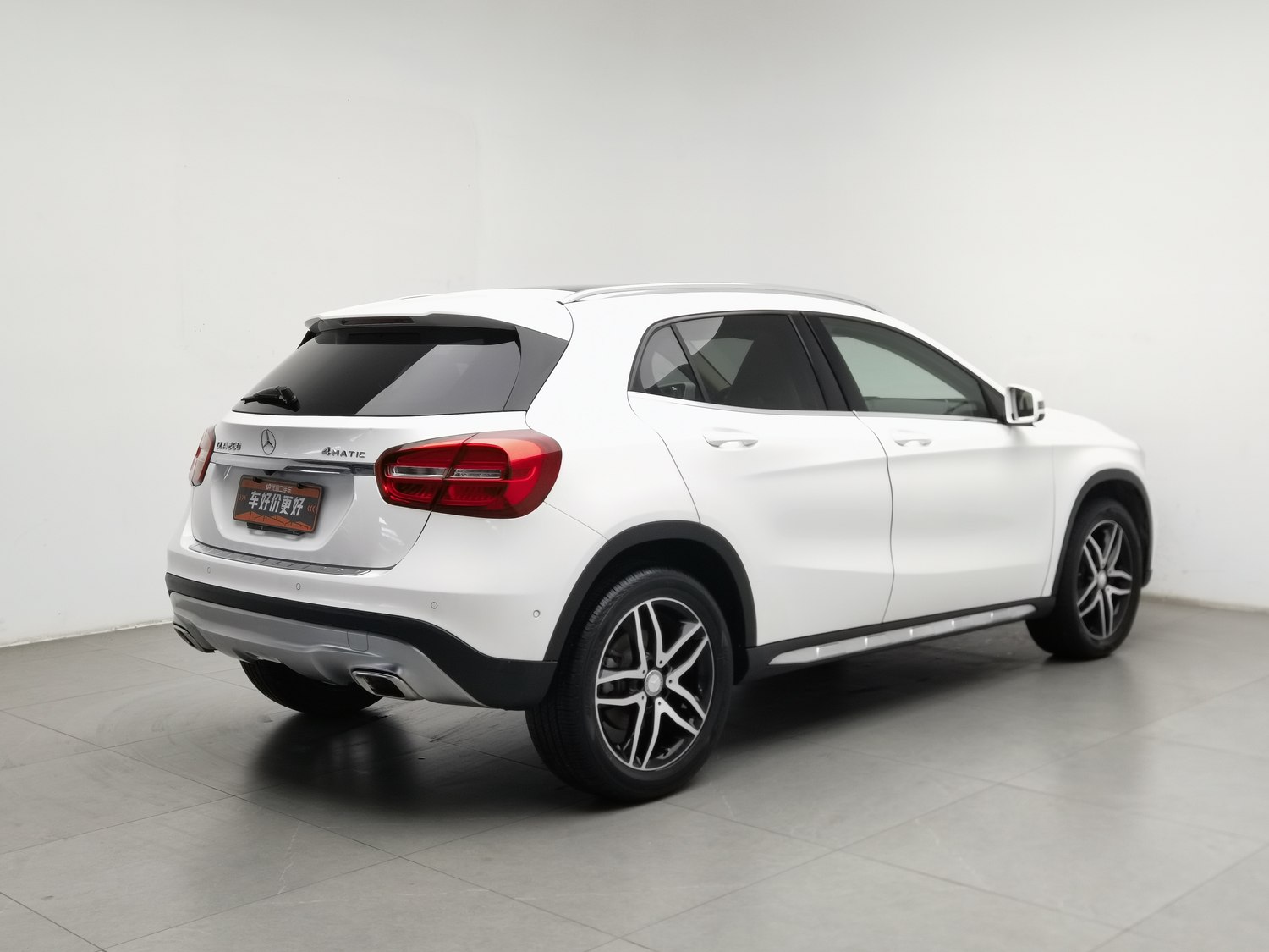 Used Mercedes-Benz GLA 2015 1.6 AT