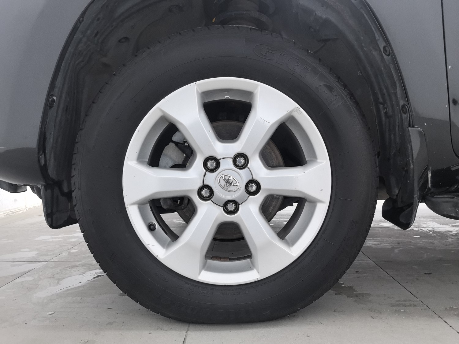 Used Toyota RAV4 2009 2.0 AT