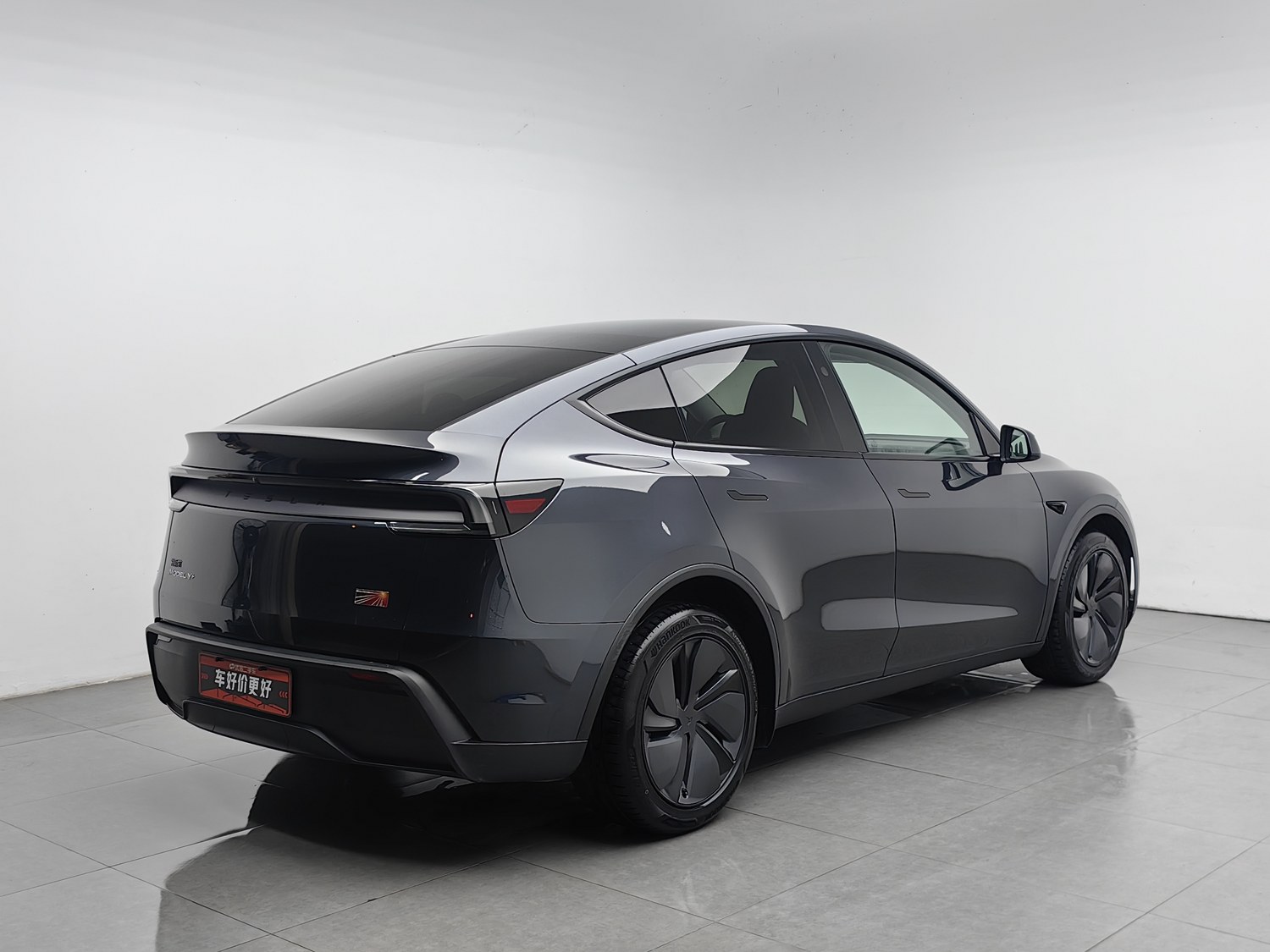 Used Tesla Model Y 2025