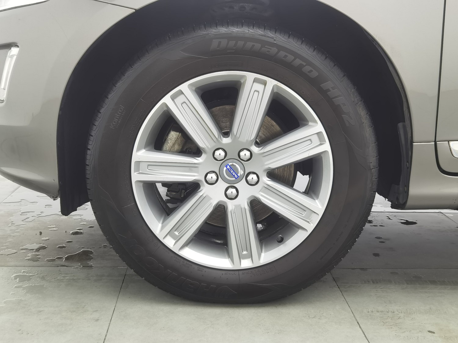 Used Volvo XC60 2016 2.0 AT