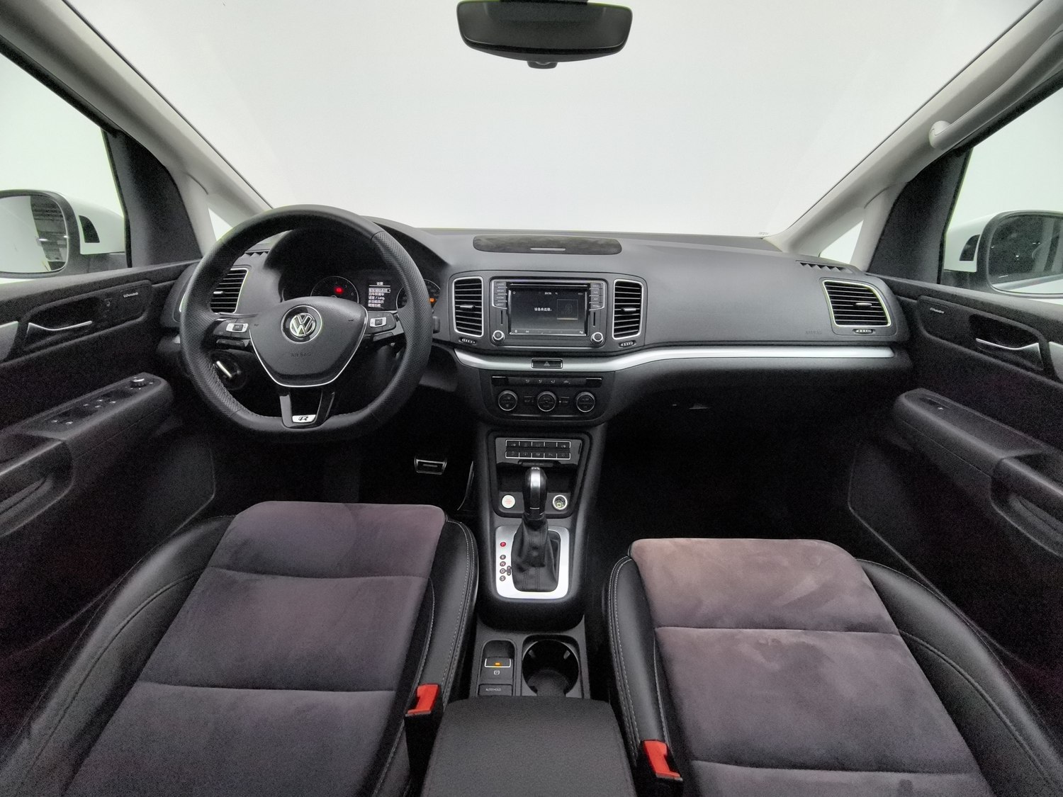 Used Volkswagen Sharan (Imported) 2018 2.0 AT