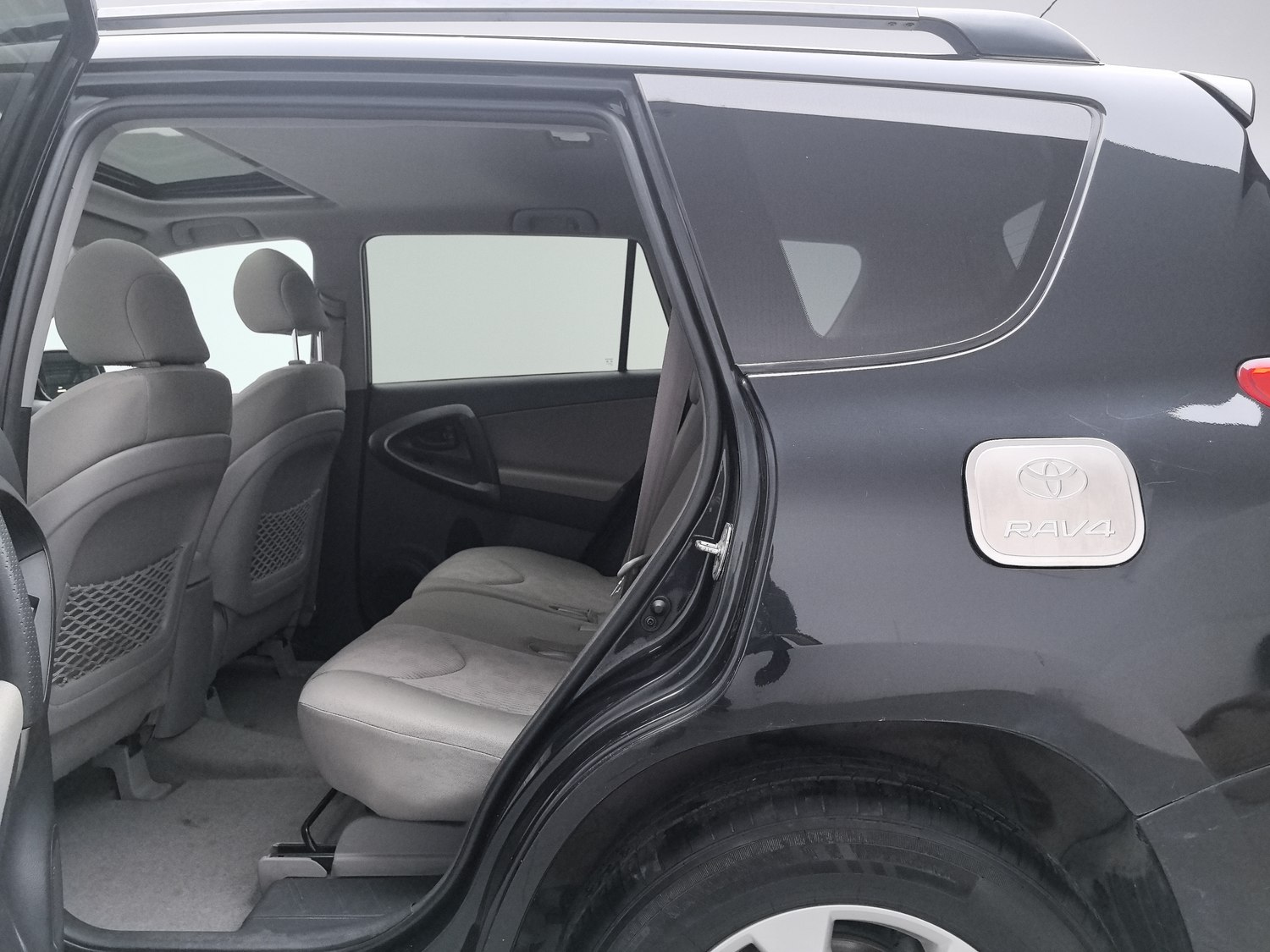 Used Toyota RAV4 2009 2.0 AT
