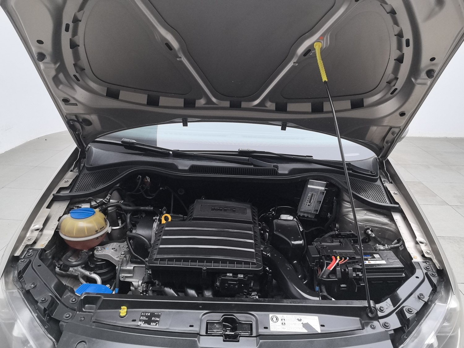 Used Volkswagen Polo 2016 1.6 AT