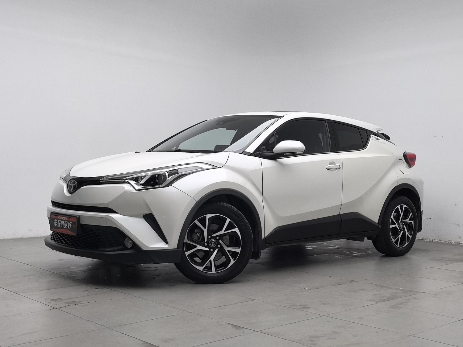 Used Toyota C-HR 2018 2.0 AT