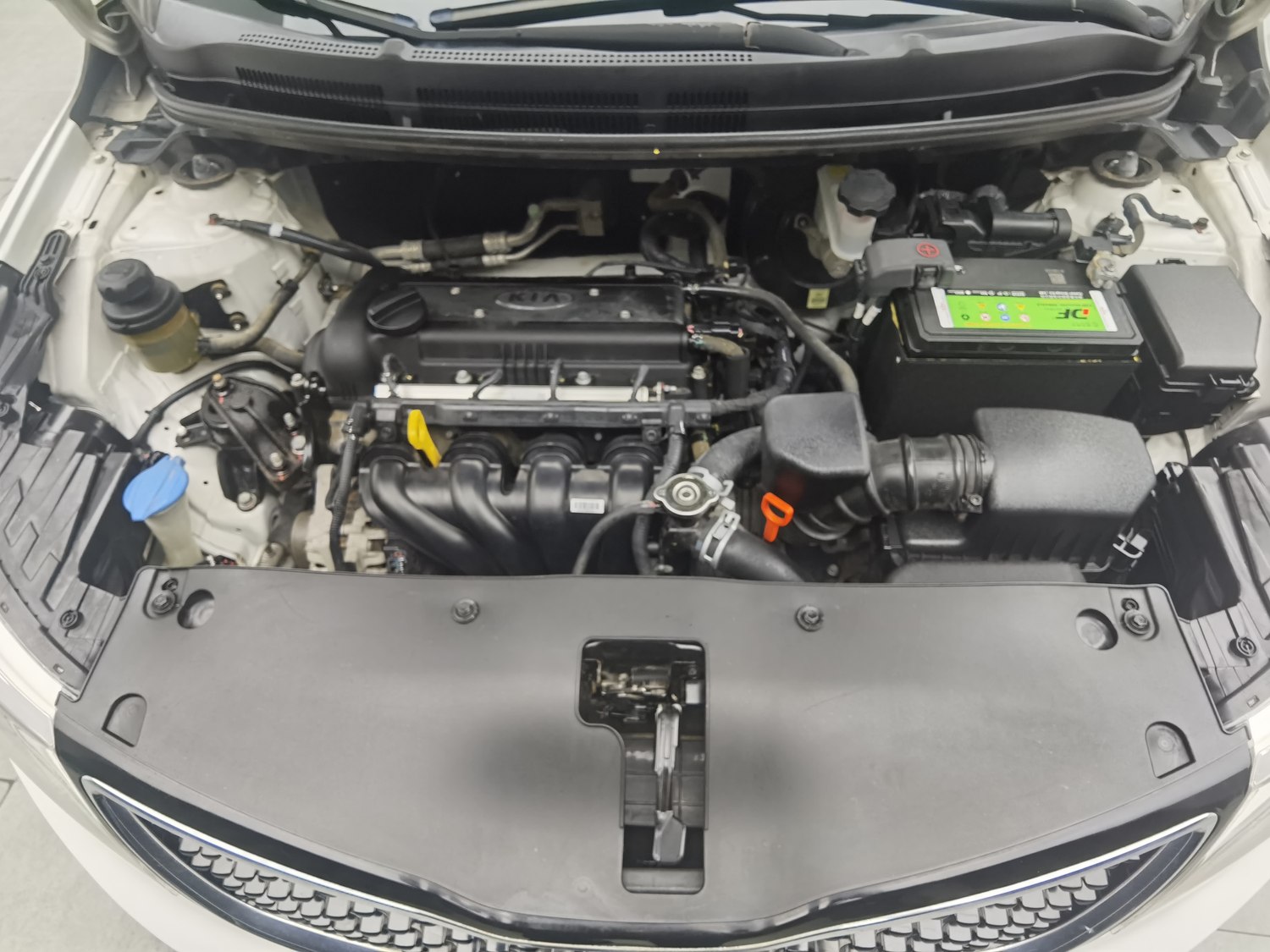 Used Kia K2 2015 1.4 AT