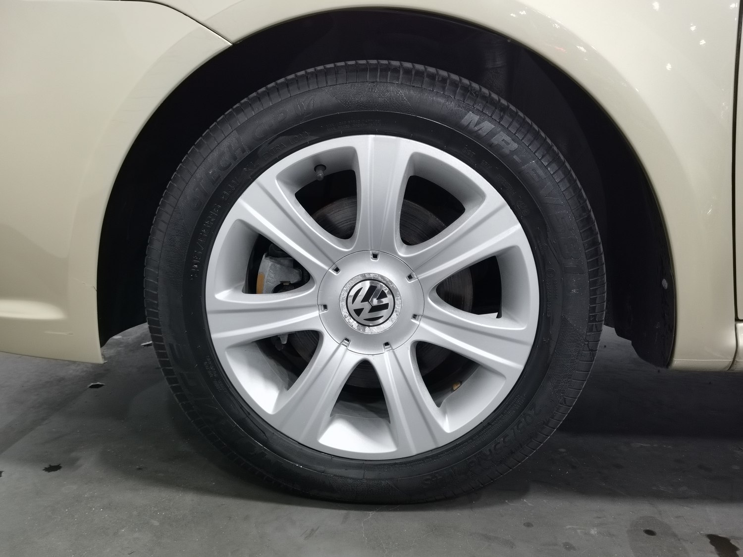 Used Volkswagen Lavida 2011 1.6 AT