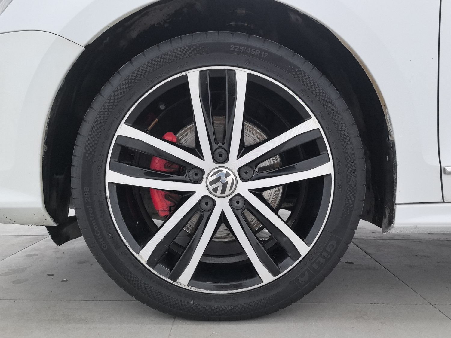 Used Volkswagen Sagitar 2018 1.4 AT