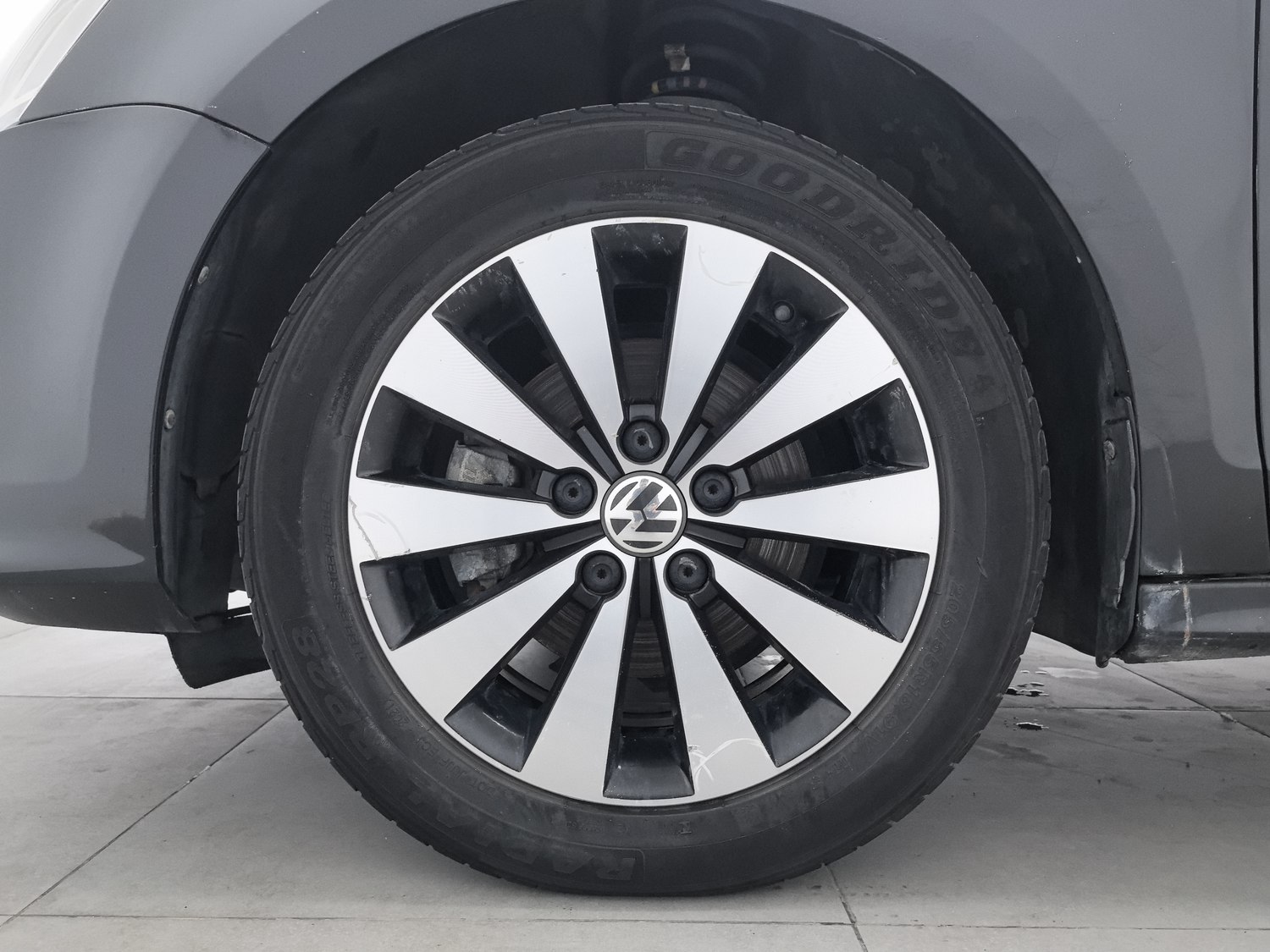 Used Volkswagen Sagitar 2017 1.6 MT