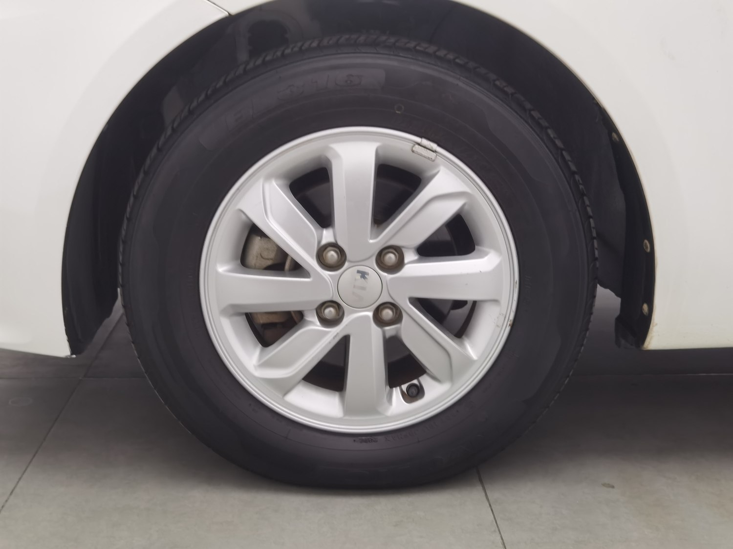 Used Kia K2 2015 1.4 AT