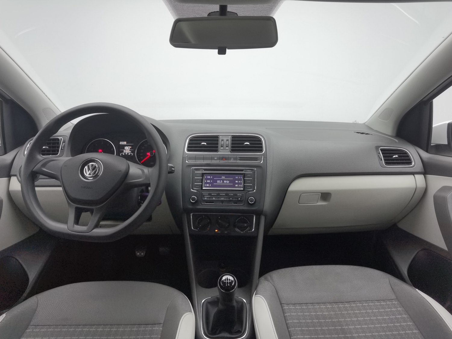 Used Volkswagen Polo 2014 1.4 MT