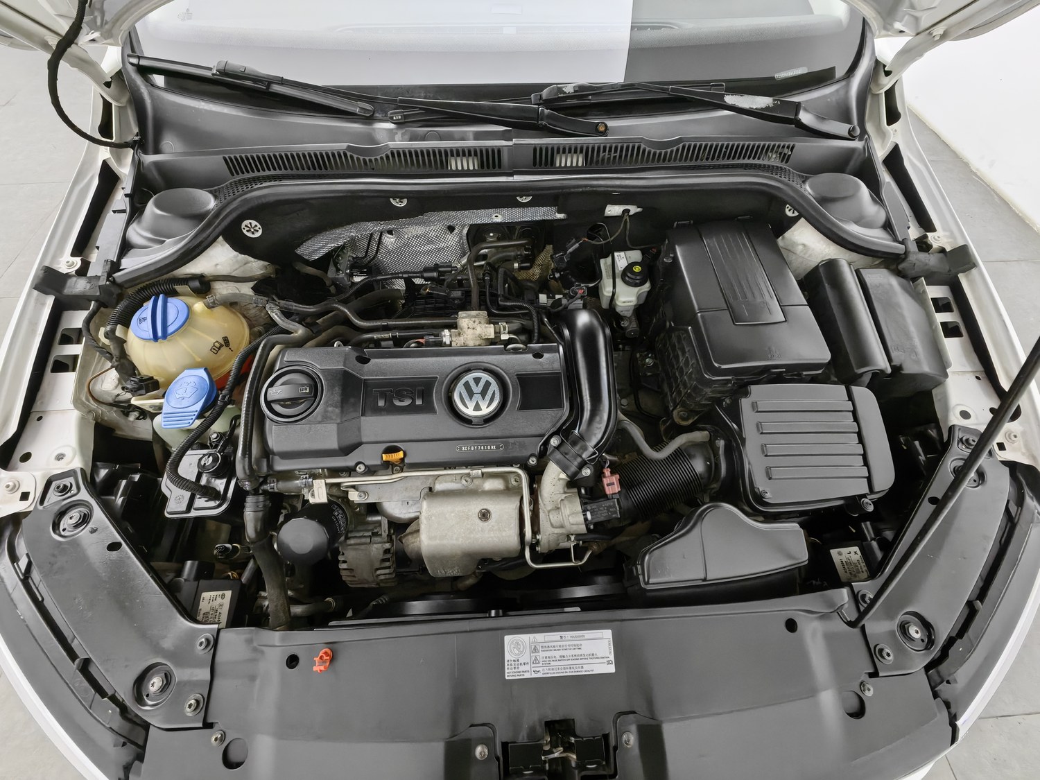 Used Volkswagen Sagitar 2014 1.4 AT